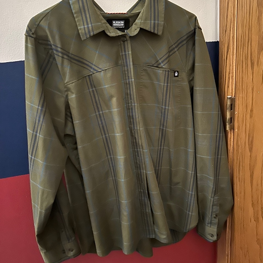 Alaskan Hardgear by Duluth Trading Co - Green Button up shirt - XXL